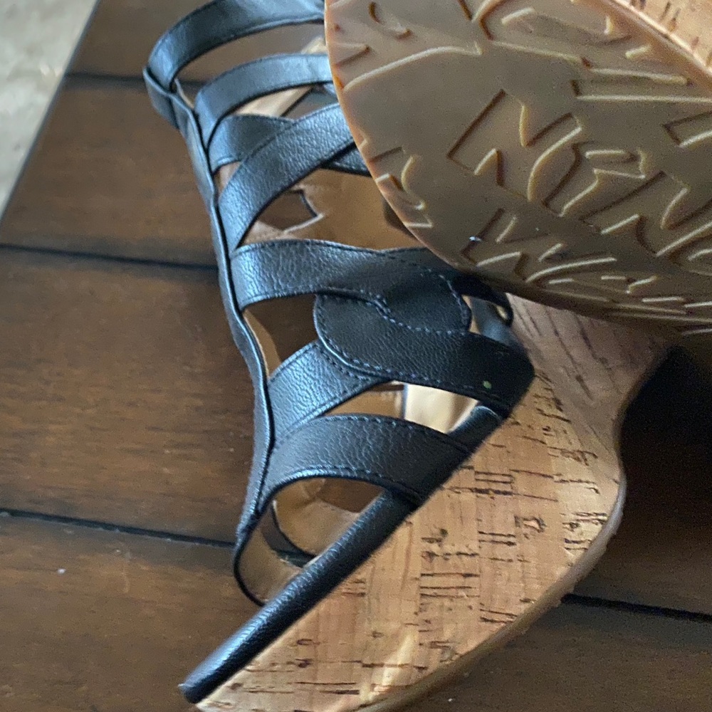 Wedge heels - Picture 2 of 2